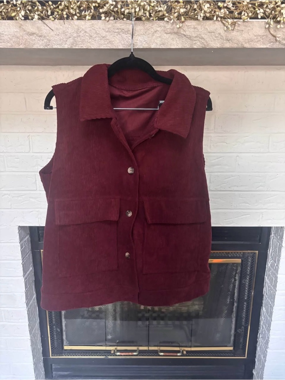 SHEIN Burgundy Corduroy Button-Front Vest